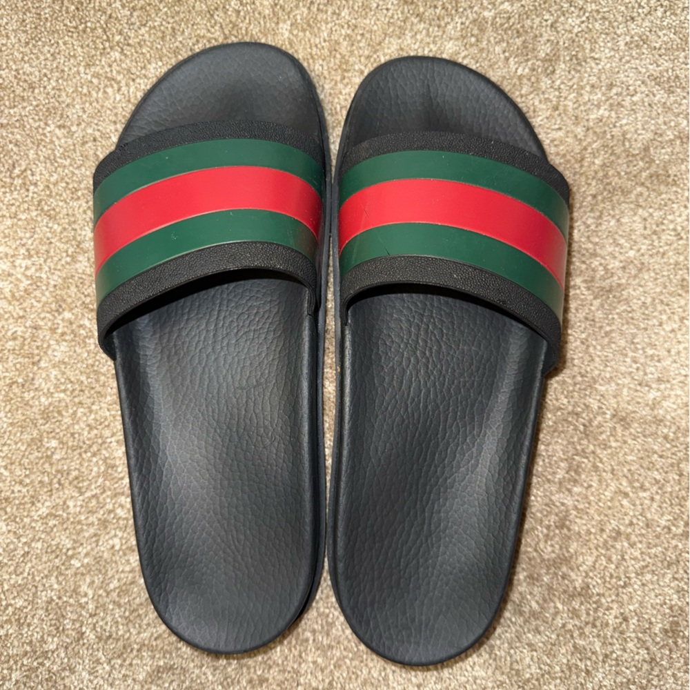 Gucci slides